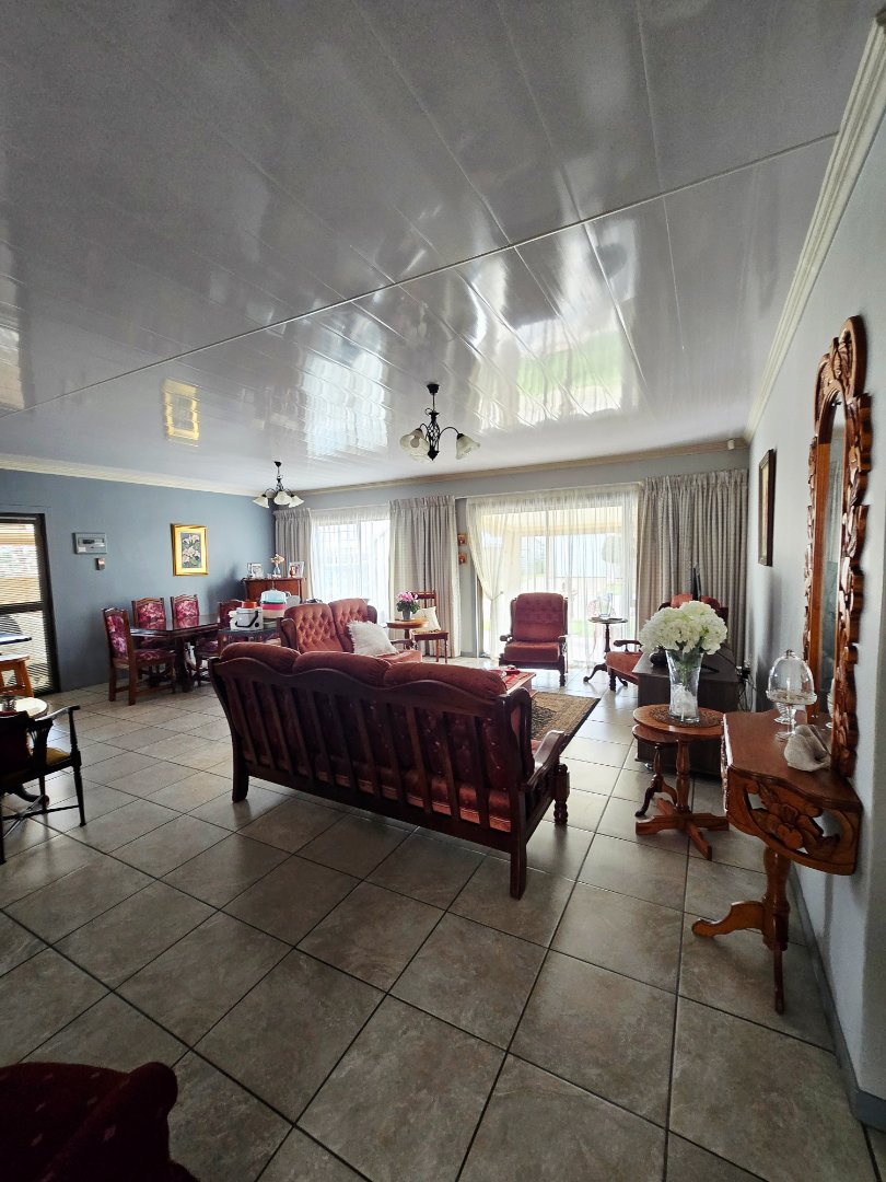 2 Bedroom Property for Sale in Wilkoppies North West